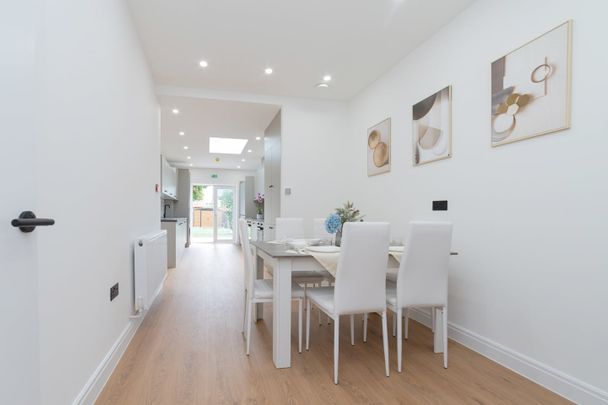 Room in a Shared House, Frognal Avenue, HA1 - Photo 1