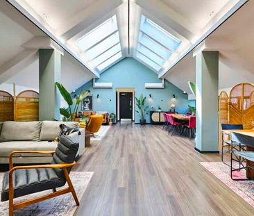 Bedroom Bronze (Shared Bathroom 12) - Photo 3