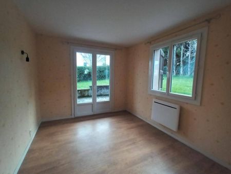 Location appartement t6 et plus 2 pièces 62 m² à Luc-la-Primaube (12450) - Photo 4