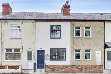 2 bedroom terraced house to rent - Photo 2