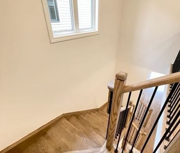 For Lease - 142 Shepherd Drive, Barrie, Ontario - Photo 4