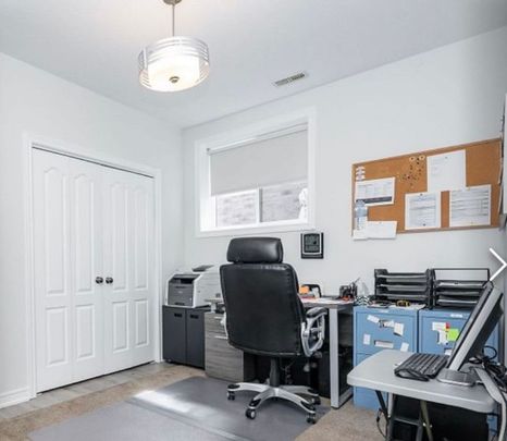 For Lease - 5761 Ironwood Street, Niagara Falls, Ontario - Photo 1