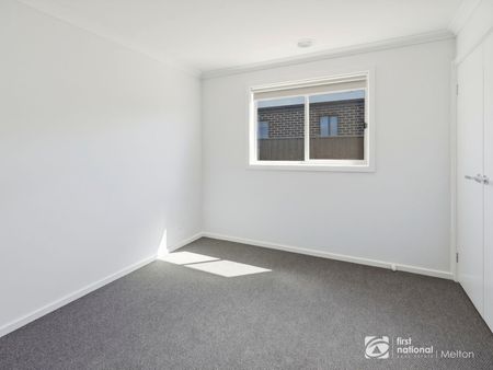 Spacious & Low-Maintenance Family Living - Photo 4