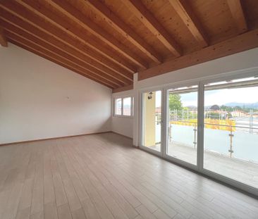 APPARTAMENTO 3.5 LOCALI MANSARDATO - Foto 1