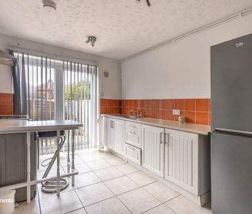 46 Tower Road, Rugby - Photo 5