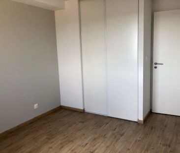 Location Appartement 3 pièces 70m² ONET LE CHATEAU 12850 - Photo 3