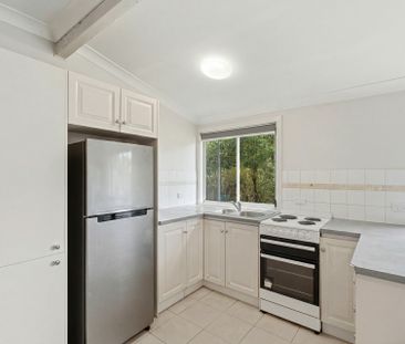 Peaceful & Convenient Living Close to Erina Fair - Photo 3