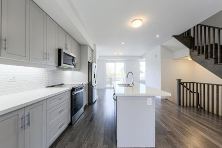 For Lease - 14 Folcroft Street, Brampton, Ontario - Photo 3