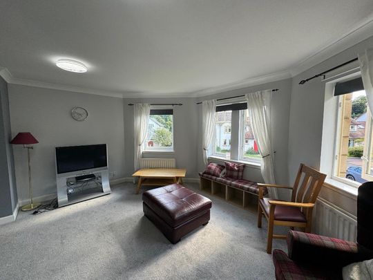 3 bedroom flat to rent - Photo 1