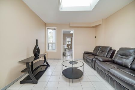 For Lease - 1378 Danforth Avenue Unit# 1, Toronto, Ontario - Photo 5