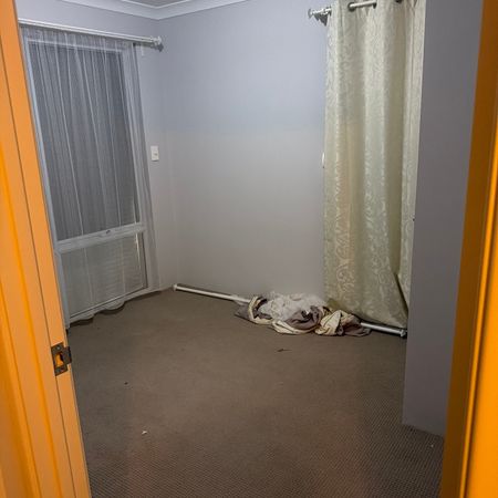 Ellenbrook - Photo 3