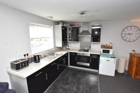 2 bedroom apartment to rent - Photo 5