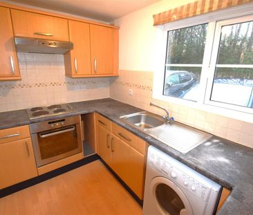 2 bedroom apartment to rent - Photo 3