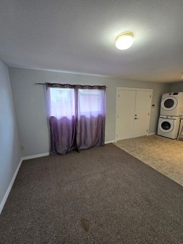 2 Bedroom Suite in a Quiet Location in West Newton - Photo 5