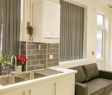 Room in a Shared House, Regent Street, CV1 - Photo 5