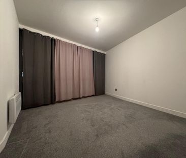 1 Bed Flat, Wick Lane, E3 - Photo 3