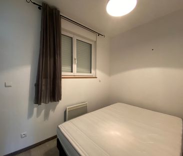 Location Appartement 2 pièces 24m² - Photo 2