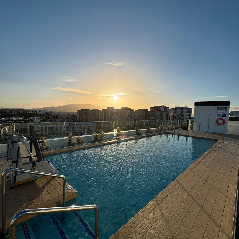 Piso de alquiler en Avenida de Los Guindos, 29, Los Guindos - Parque Mediterráneo - Santa Paula - Photo 1