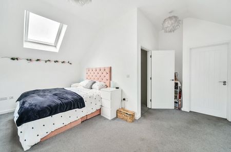 Capstan Drive, Highbridge, Somerset, TA9 - Photo 5