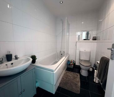 2 bedroom terraced house to rent - Photo 6