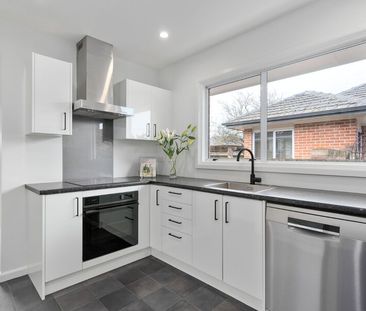 Spacious family home or student accommodation. - Photo 4