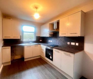 1 Lansdowne Close, Larne, BT40 1JJ - Photo 6