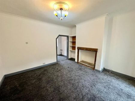 3 bedroom terraced house to rent - Photo 2