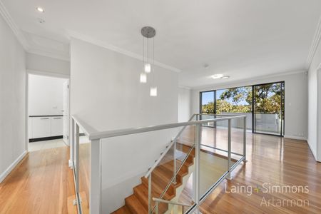 80 Deepwater Road, Castle Cove NSW 2069 - House For Rent | Domain - Photo 4