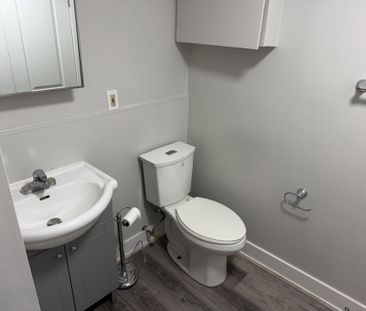 For Lease - 7 Carruthers Crescent Unit# BSMT, Barrie, Ontario - Photo 4