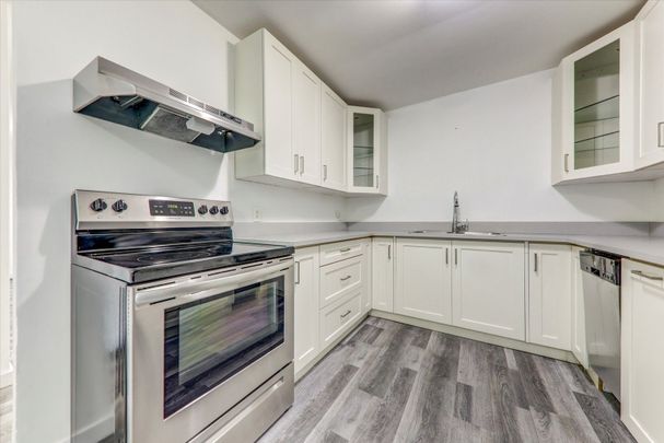 For Lease - 70 Port Darlington Road Unit# 3 Bed Suite, Clarington, Ontario - Photo 1