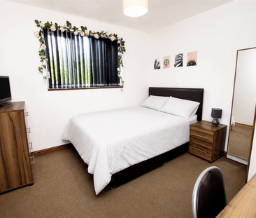 7 bedroom house to rent - Photo 2