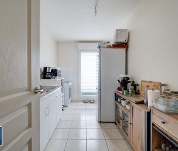 Location Appartement 2 pièces 50m² ST CYR SUR LOIRE 37540 - Photo 6