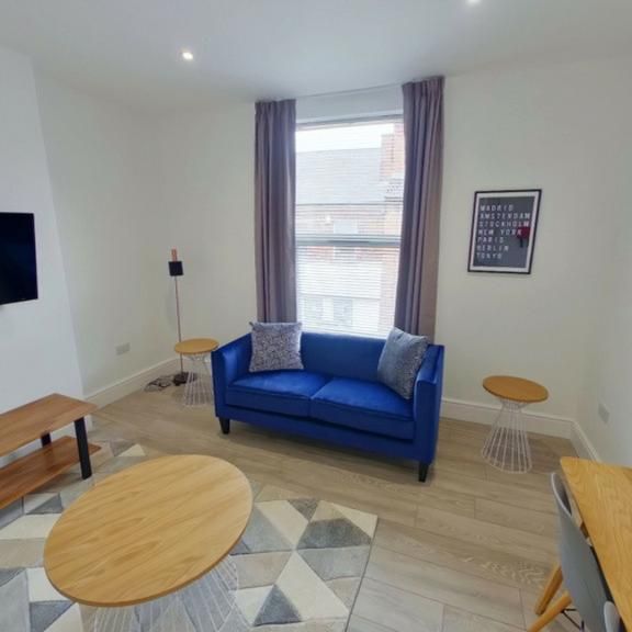 2 bedroom house to rent - Photo 1