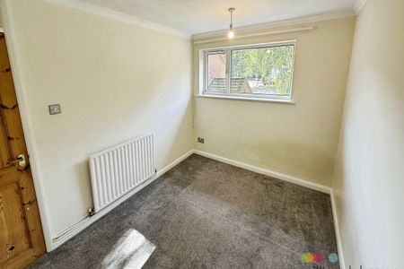 Lindholme Road, LINCOLN - Photo 2
