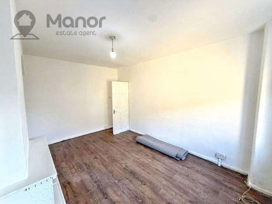 Comyns Road, Dagenham, RM9 - Photo 1