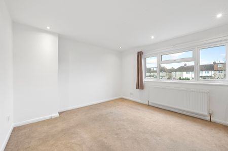 Lynmouth Avenue, SM4, London - Photo 4