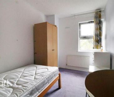 5 bedroom terraced house to rent - Photo 3