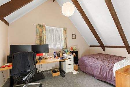 Beautiful 2-Bedroom Standalone Home in Peaceful Vogeltown – $585pw - Cat Friendly - Photo 3