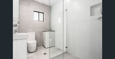 Modern 3-Bedroom Home with Ensuite & Secure Front Fence - Photo 4