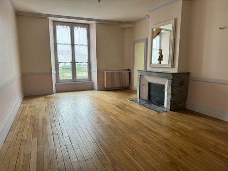 Location appartement 3 pièces, 75.00m², Romorantin-Lanthenay - Photo 2