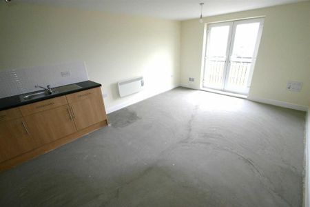 2 bedroom apartment to rent - Photo 3