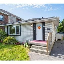For Lease - 51 Crown Street, Quinte West, Ontario - Photo 1