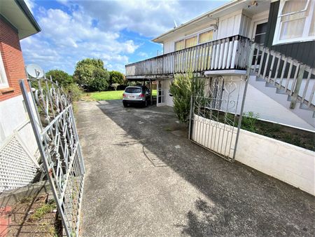WEYMOUTH, 2 BEDROOMS - Photo 3