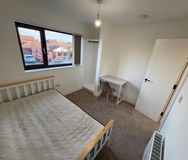 Wike Gate Road, Doncaster, Thorne - Photo 5