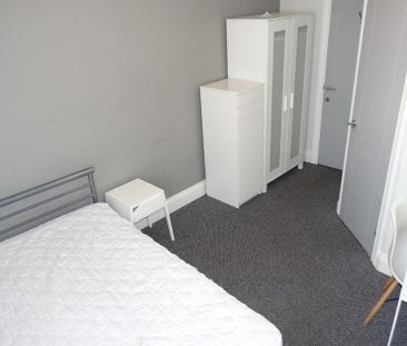 5 bedroom private hall to rent - Photo 6