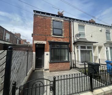 2 bedroom terraced house to rent - Photo 4