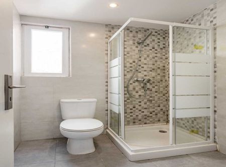 Rua do Conde de Redondo, Lisbon, Lisbon 1150-108 - Photo 4