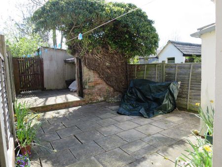 4 bedroom cottage to rent - Photo 2