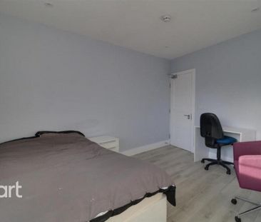 1 bedroom in a house share to rent - Photo 6