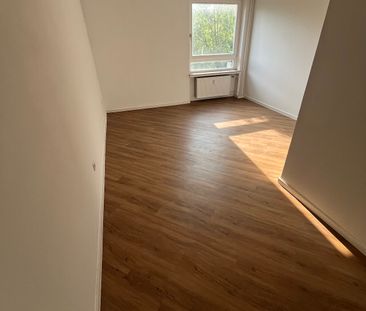 sonnige 3 Zi.-Wohnung mit Balkon - Photo 3